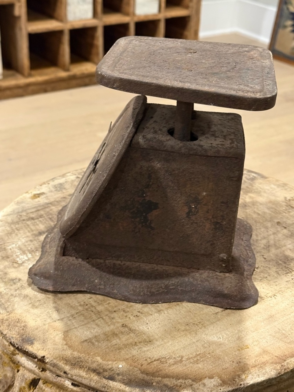 Vintage Rusty Chippy Metal Heavy Scale - Picture 4 of 7